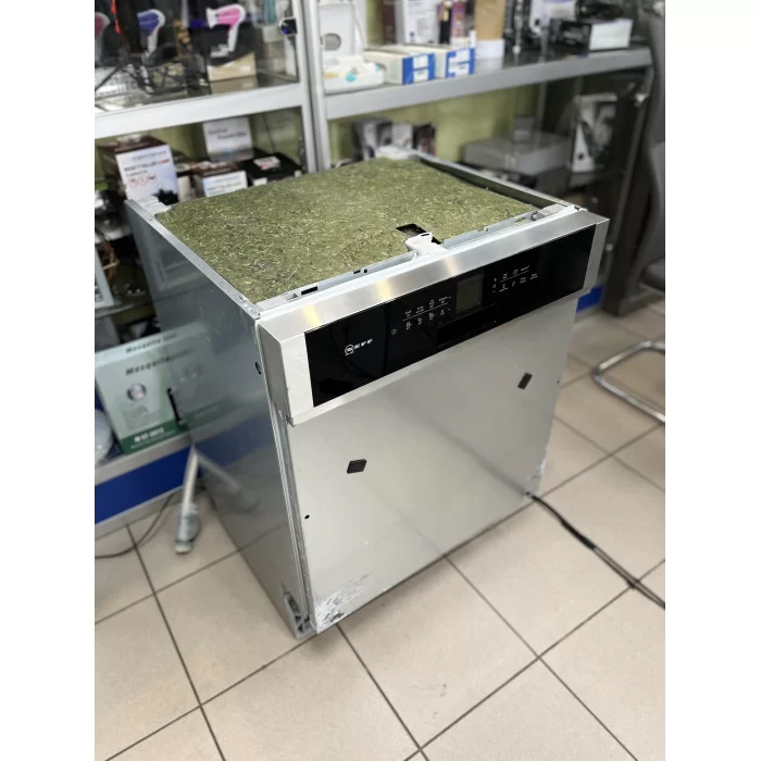Встраиваемая посудомоечная машина Neff S416T80S1E Б/У
